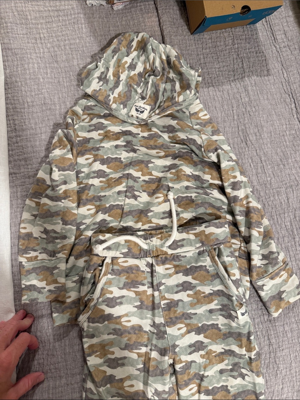 Kids Camo Hoodie & Jogger Set - Neutral Camo